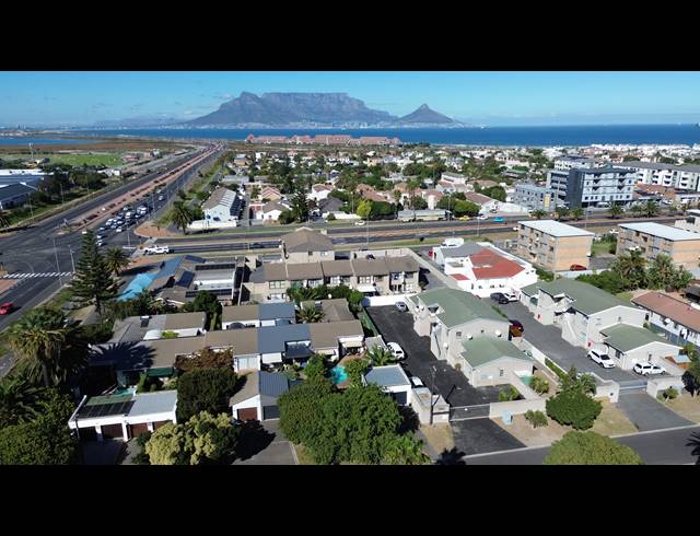 830M² VACANT LAND FOR SALE IN TABLE VIEW